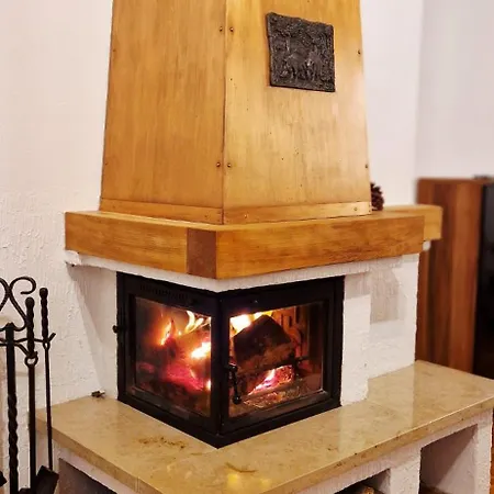 Altes Schulhaus Walberngruen